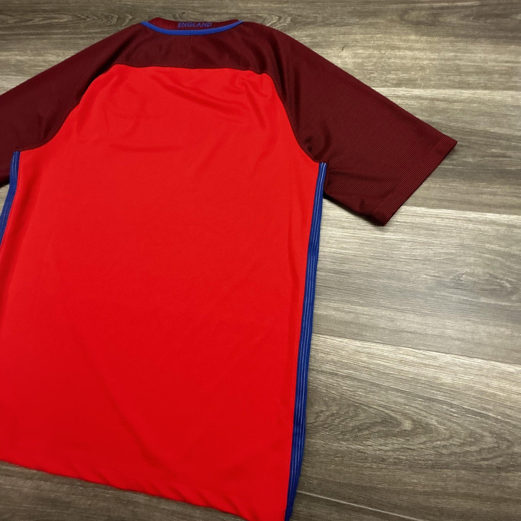 England National Team Jersey Mens Medium Red Football Soccer Nike Away 2016/2017