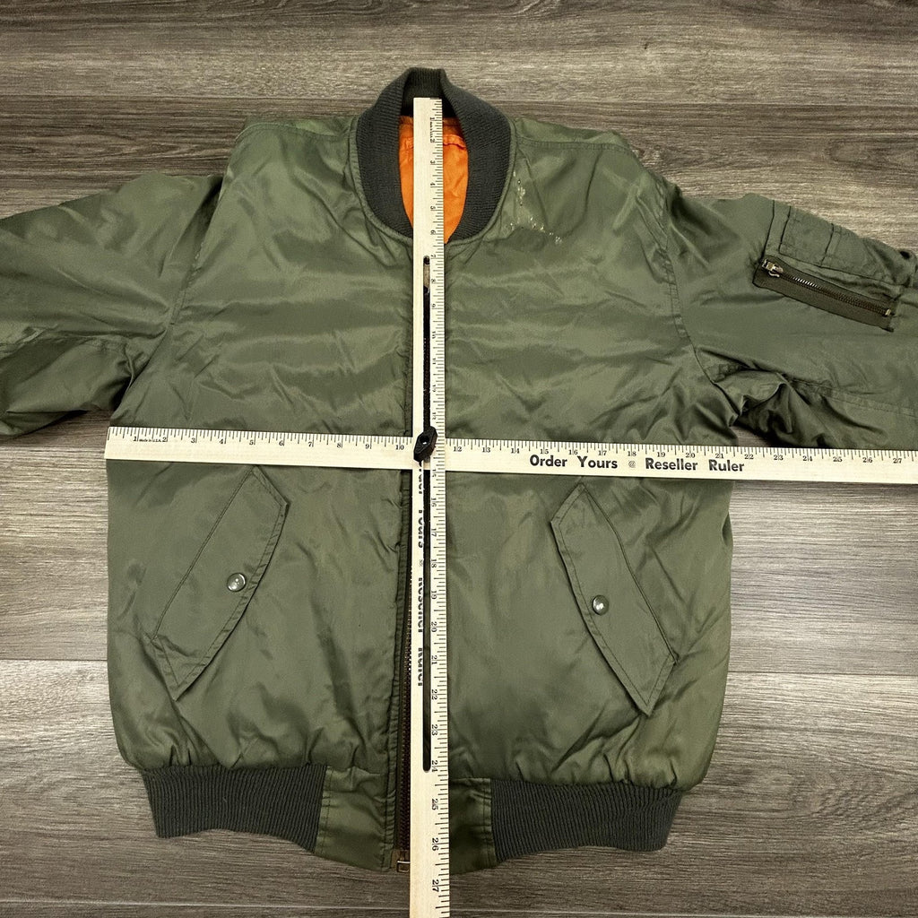 Vintage 70s Vietnam MA-1 Bomber Jacket Medium Flyers Man Intermediate Green USA