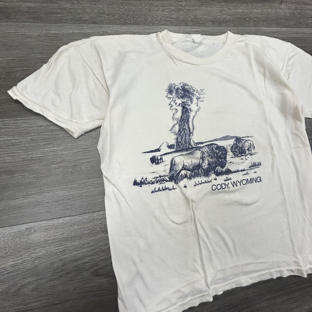 True Vintage 70s Cody Wyoming Shirt Mens Medium White Buffalo Geyser Faded USA