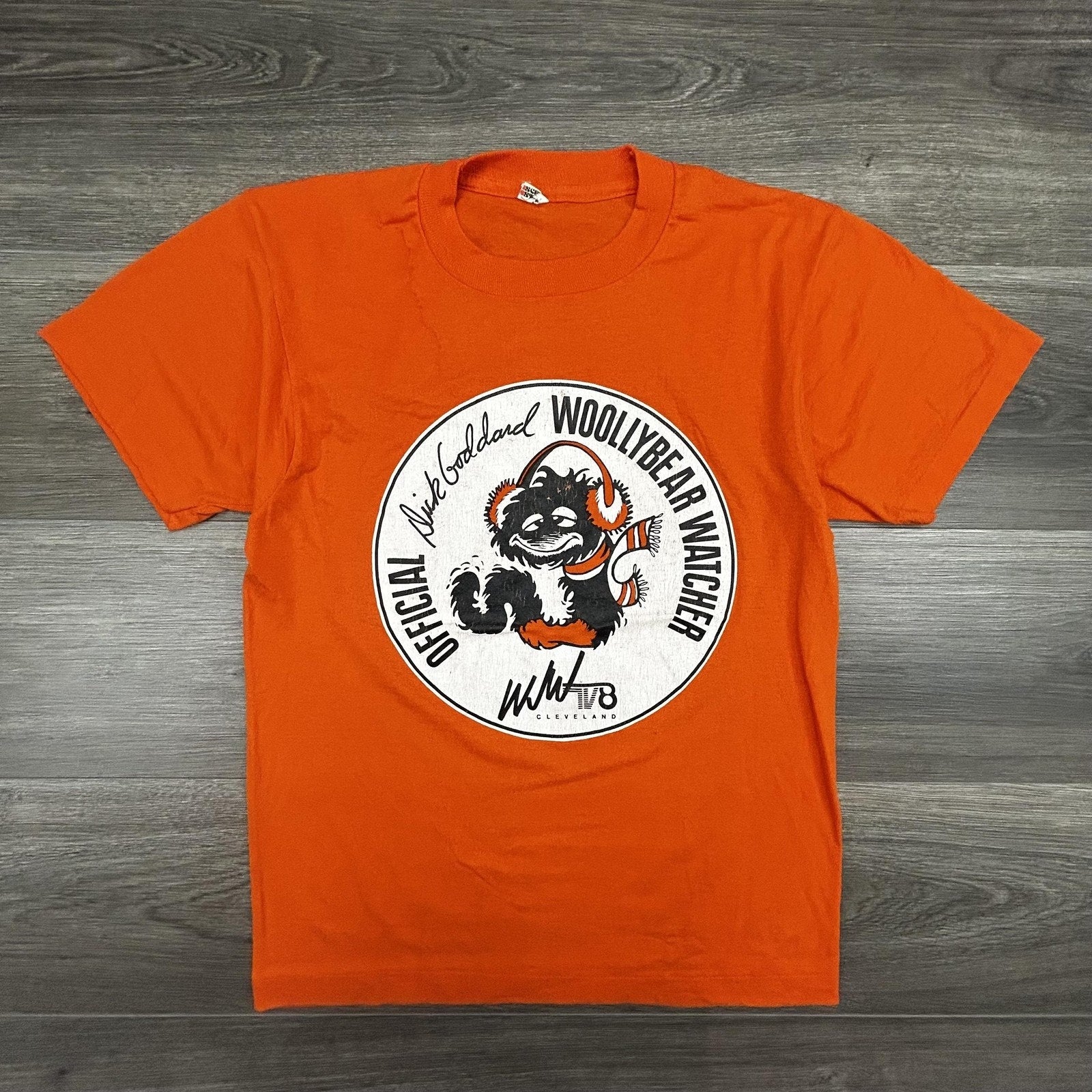 Vintage WJW TV8 Cleveland Shirt Mens Small Orange Woollybear Watcher USA 80s