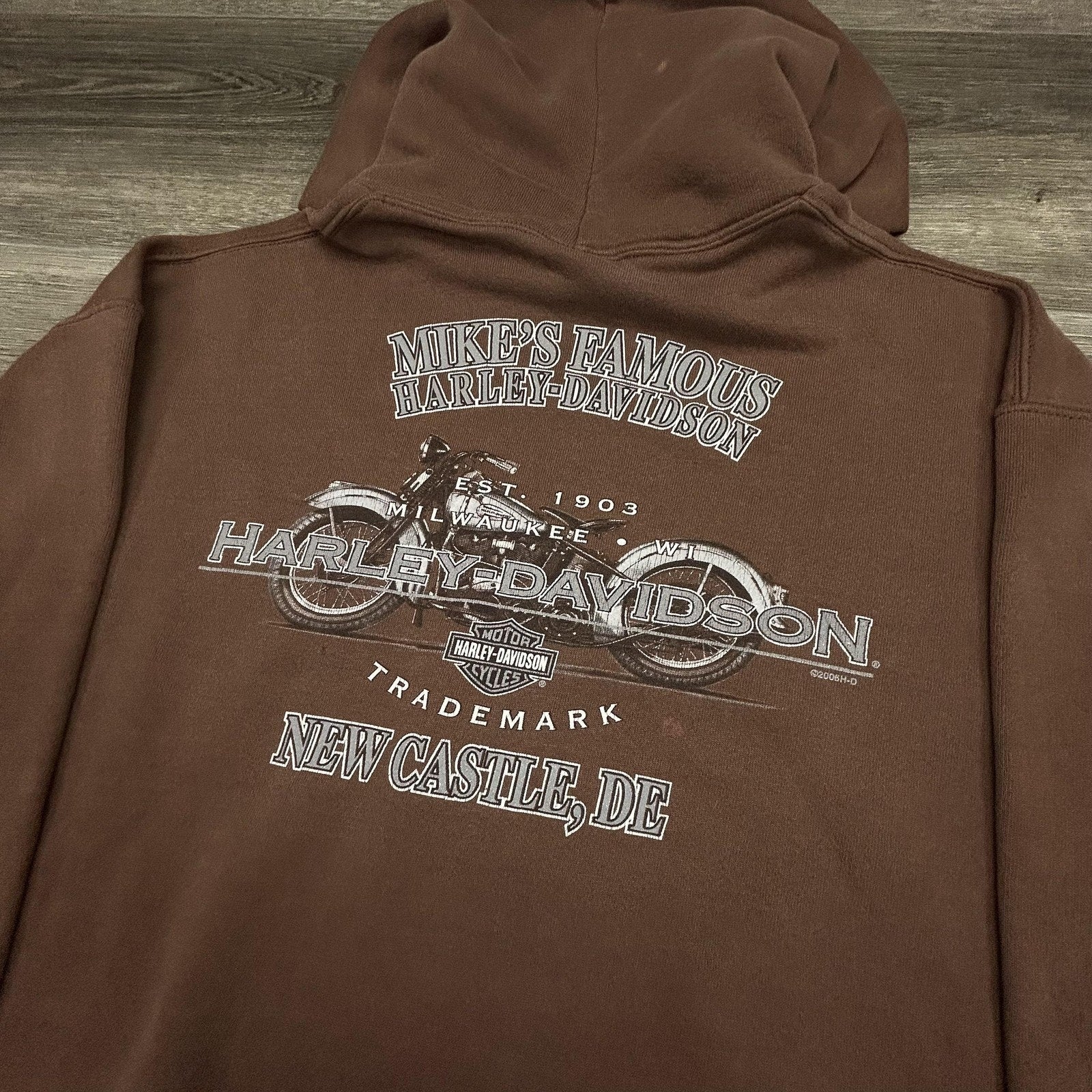 Vintage Harley-Davidson Hoodie Mens XL Brown Fleece Pullover Eagle Graphic Y2K