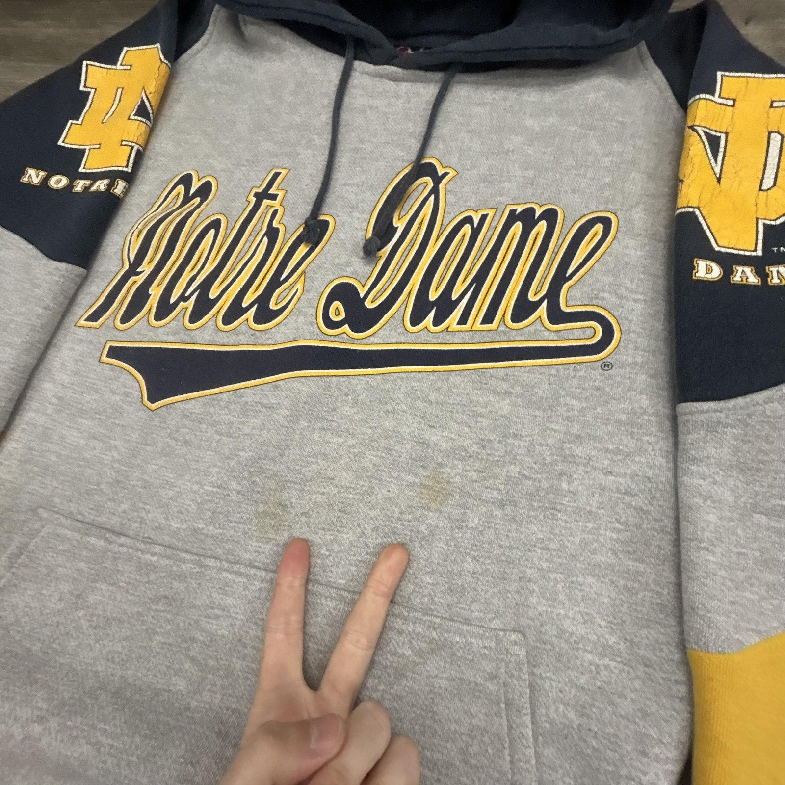 Vintage Notre Dame Fighting Irish Hoodie Mens XL Gray Football Sweatshirt 90s