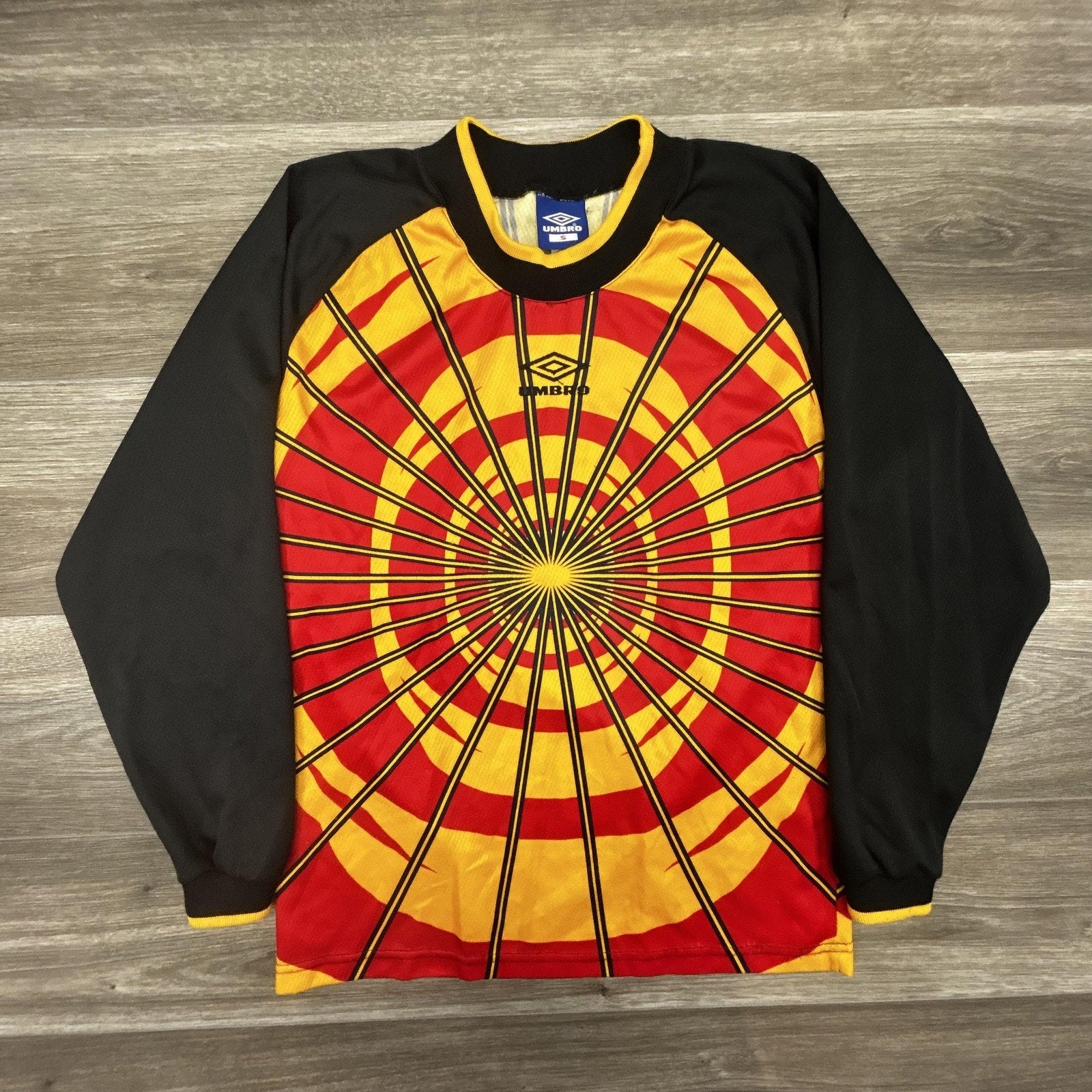 Vintage Umbro Soccer Goalkeeper Jersey Shirt Mens Small Target Bullseye 90s USA