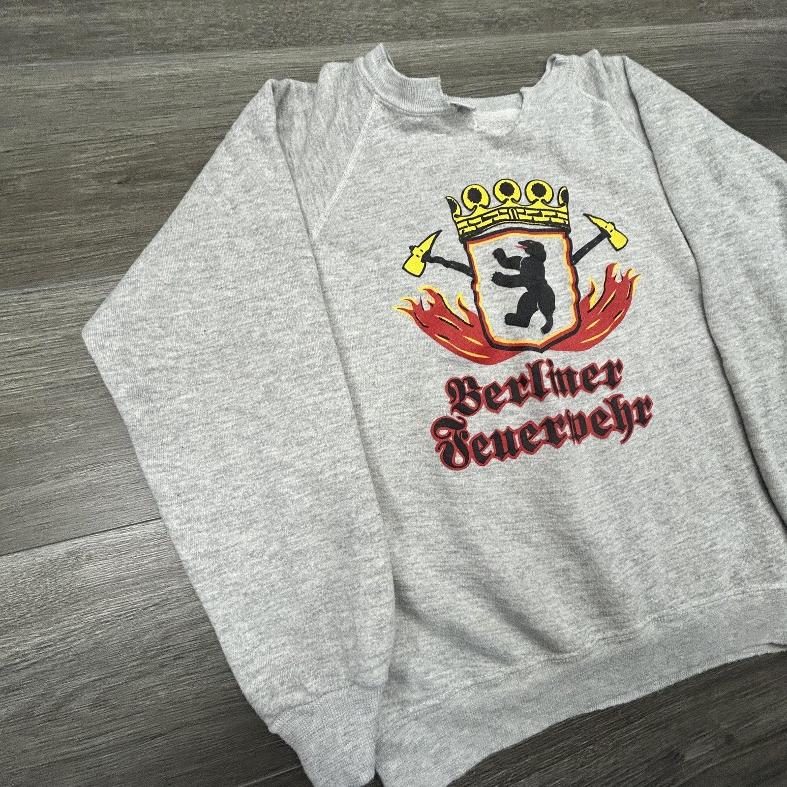 Vintage Champion Blue Bar Sweatshirt Mens Medium Gray Berlin Fire Dept Bear 70s