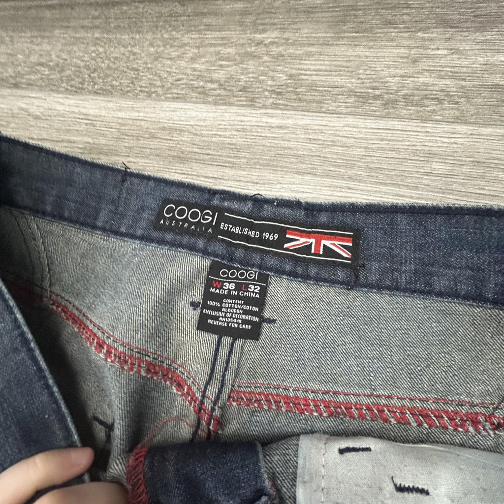 Coogi Jeans Mens 36x32 Dark Blue Wash Relaxed Straight Leg Embroidered Denim Y2K