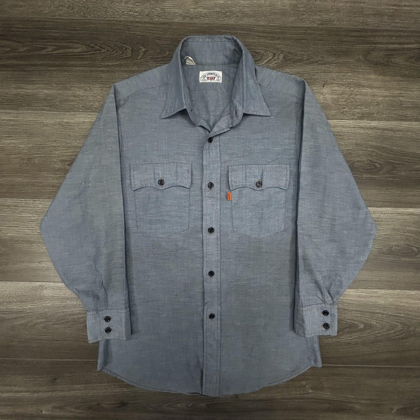 Vintage 70s Levis Denim Shirt Mens Medium Orange Tab Chambray Western Cowboy USA