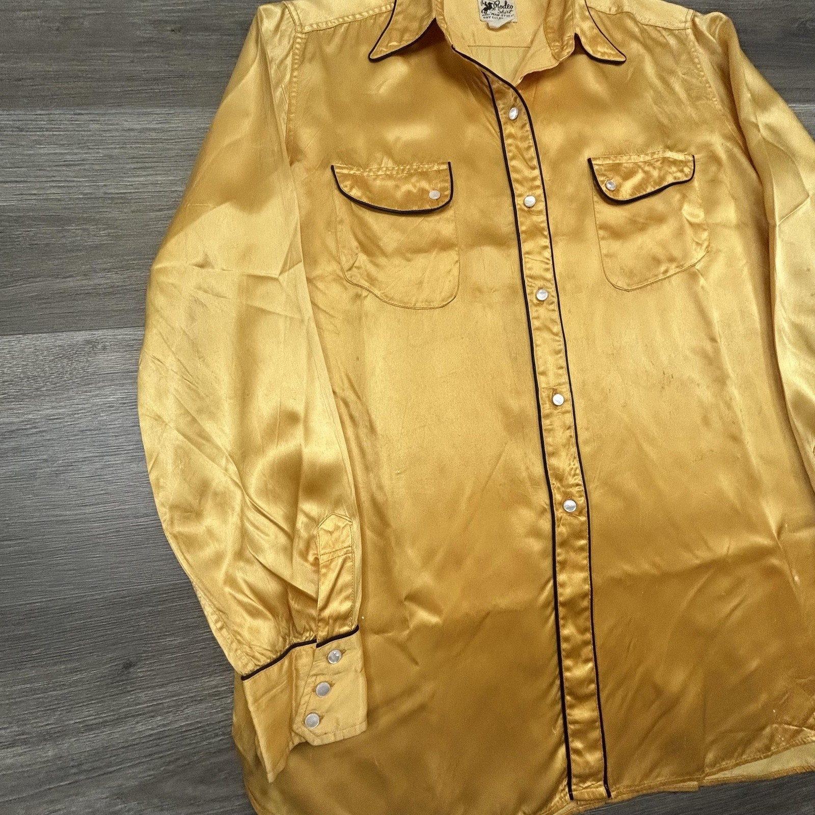True Vintage 40s Levi Strauss Rodeo Shirt Mens Small Gold Big E Satin Pearl USA