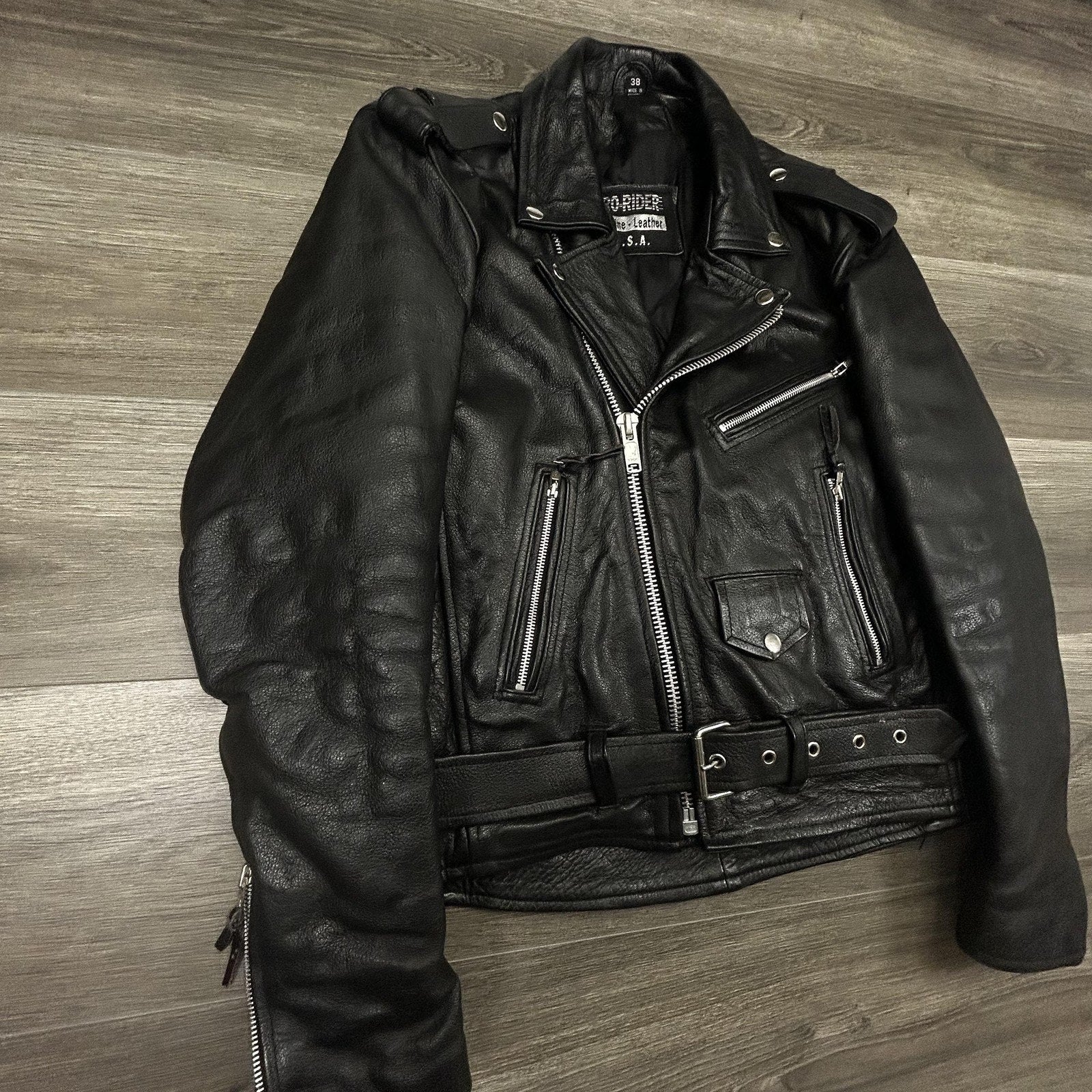 Vintage Pro-Rider Leather Motorcycle Jacket Mens 38 Black Belted Biker Punk 90s