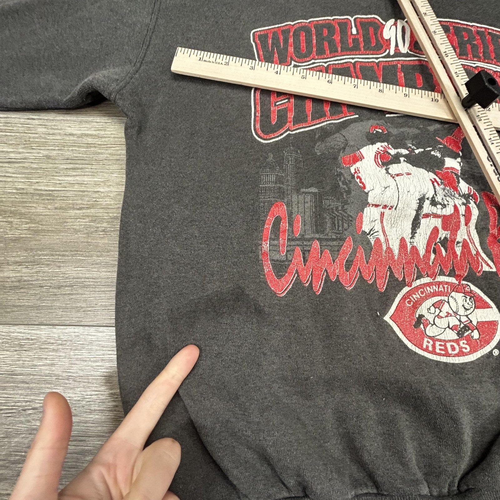 Vintage Cincinnati Reds Sweatshirt Mens Large Gray MLB Baseball World Series 90s