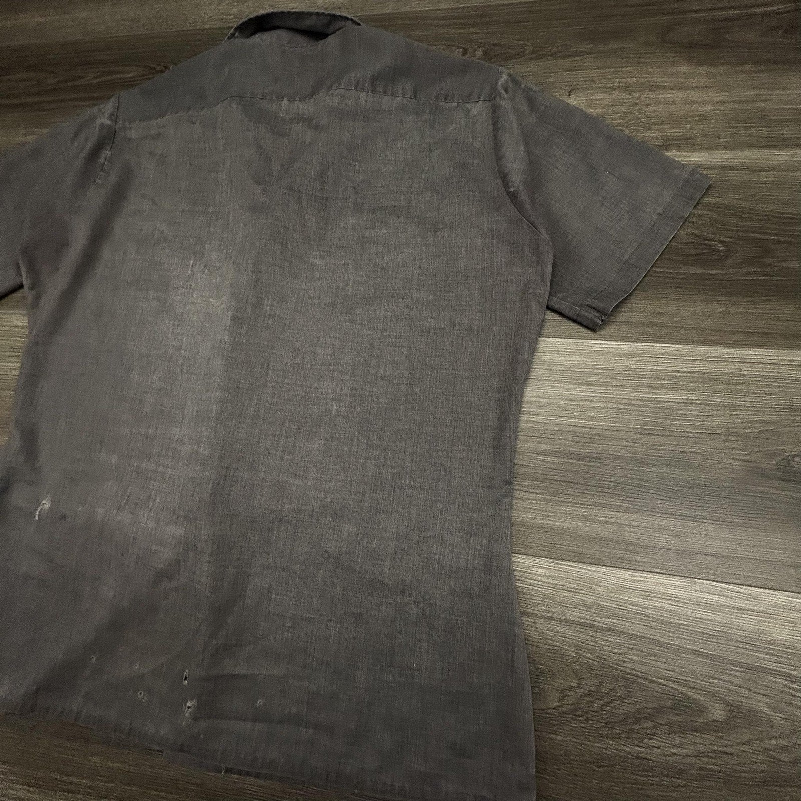 True Vintage 50s Button Up Shirt Mens Medium Gray Short Sleeve Faded Thin USA
