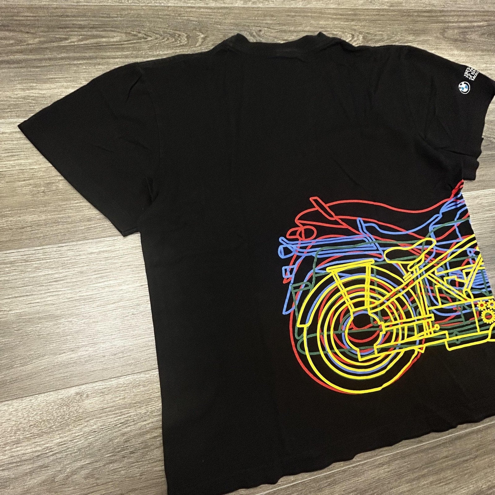 Vintage BMW Motorcycle Guggenheim Museum Shirt Mens Large Black Neon 90s Canada