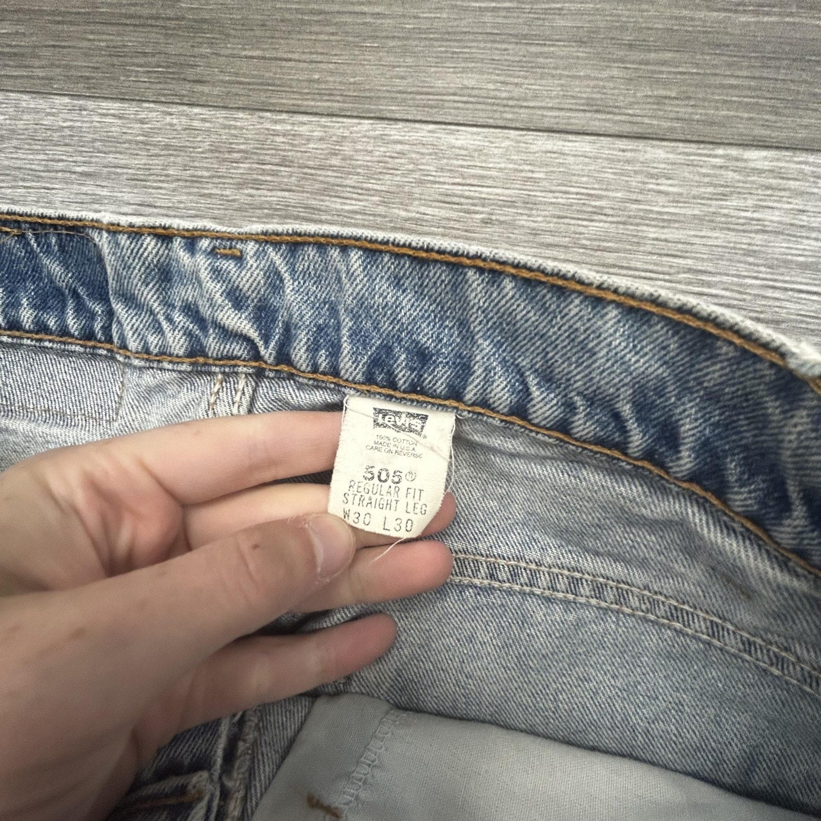 Vintage Levi's 505 Jeans Mens 30x28 Light Wash Straight Leg Orange Tab USA 90s