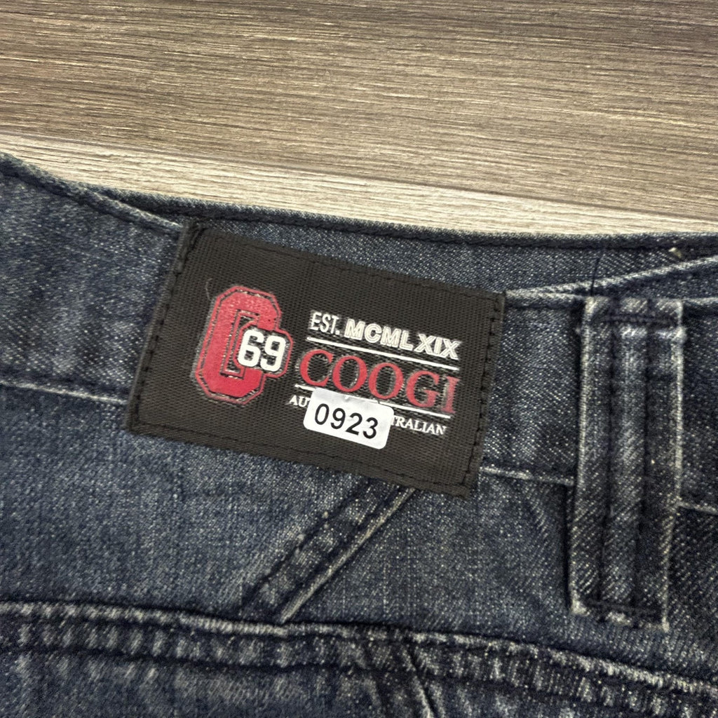 Coogi Jeans Mens 36x32 Dark Blue Wash Relaxed Straight Leg Embroidered Denim Y2K