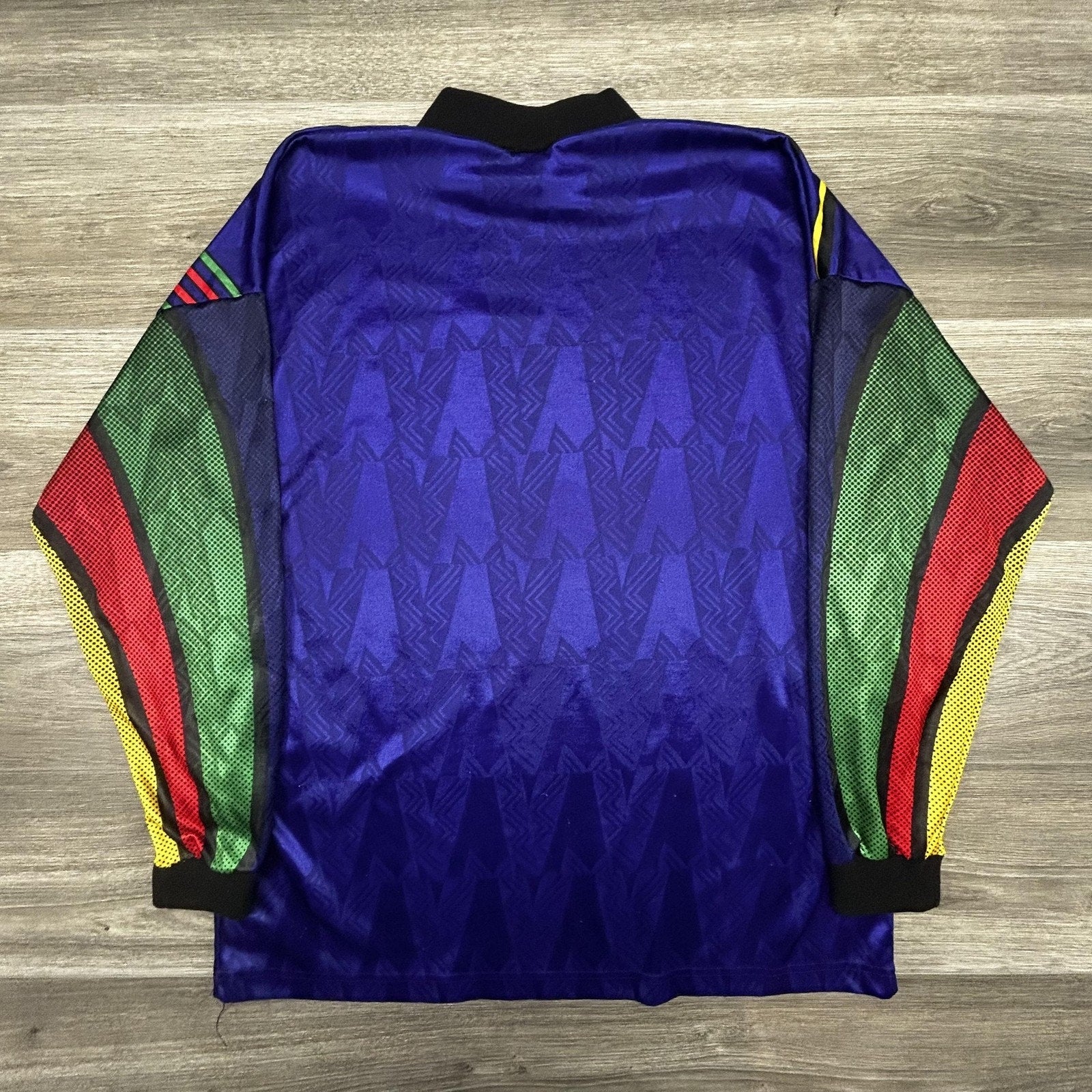 Vintage Umbro Soccer Goalkeeper Jersey Shirt Mens XL Multicolor 90s USA Abstract