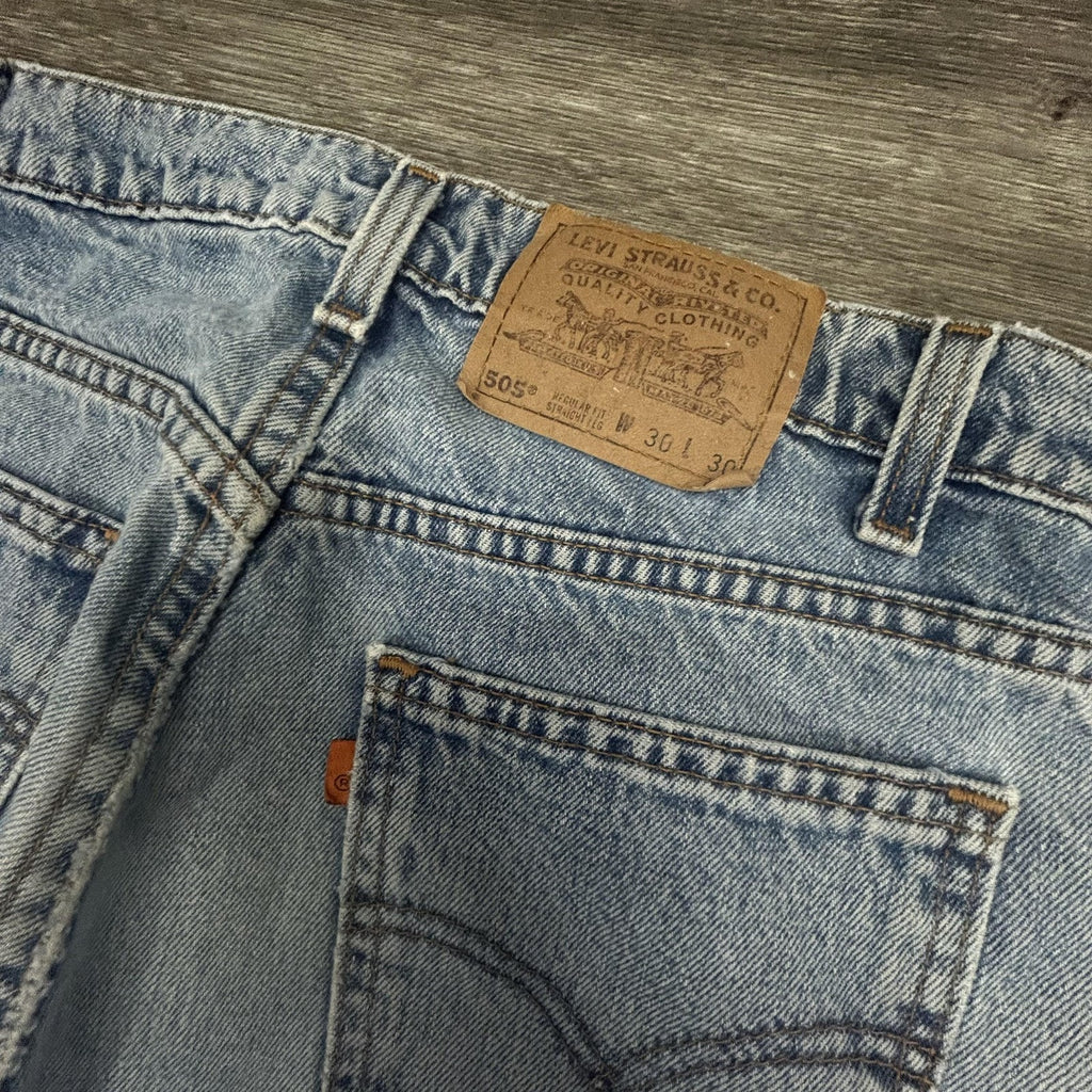 Vintage Levi's 505 Jeans Mens 30x28 Light Wash Straight Leg Orange Tab USA 90s