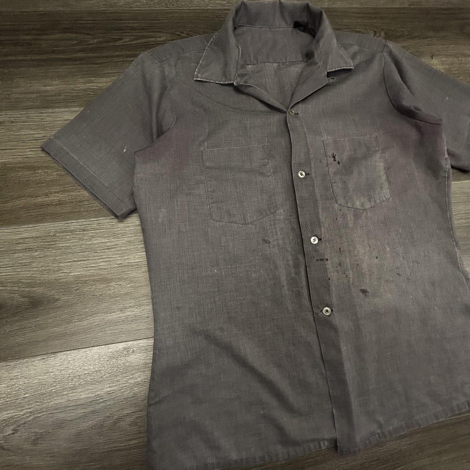 True Vintage 50s Button Up Shirt Mens Medium Gray Short Sleeve Faded Thin USA