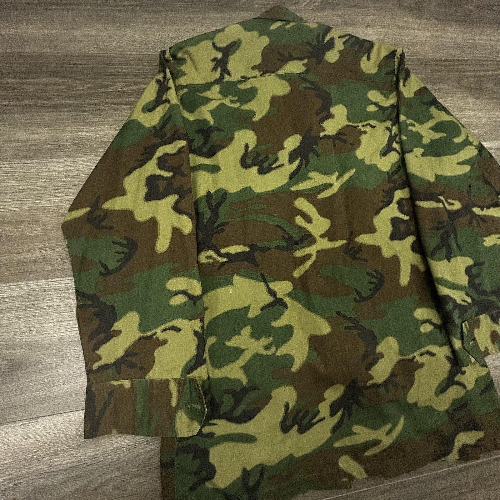 Vintage Vietnam ERDL Jungle Jacket Coat Small Ripstop Poplin Slant Pocket US 70s