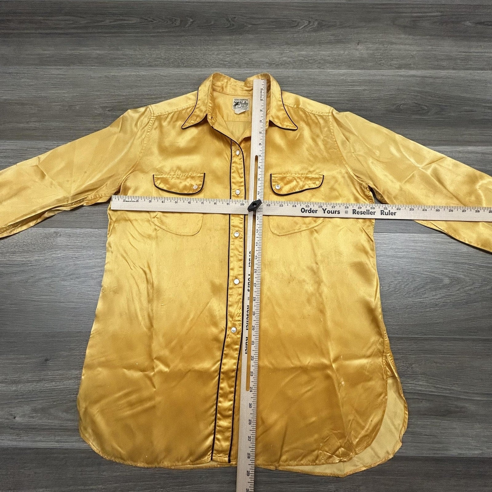 True Vintage 40s Levi Strauss Rodeo Shirt Mens Small Gold Big E Satin Pearl USA