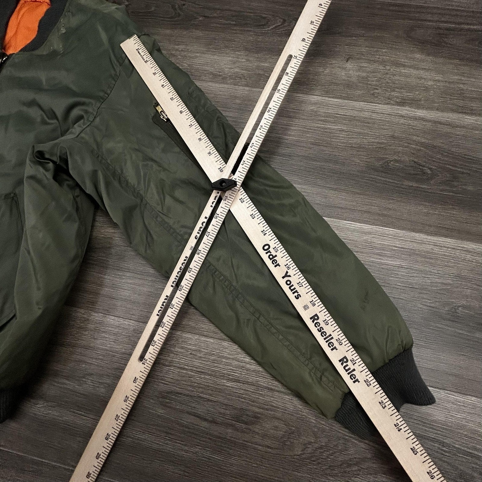Vintage 70s Vietnam MA-1 Bomber Jacket Medium Flyers Man Intermediate Green USA